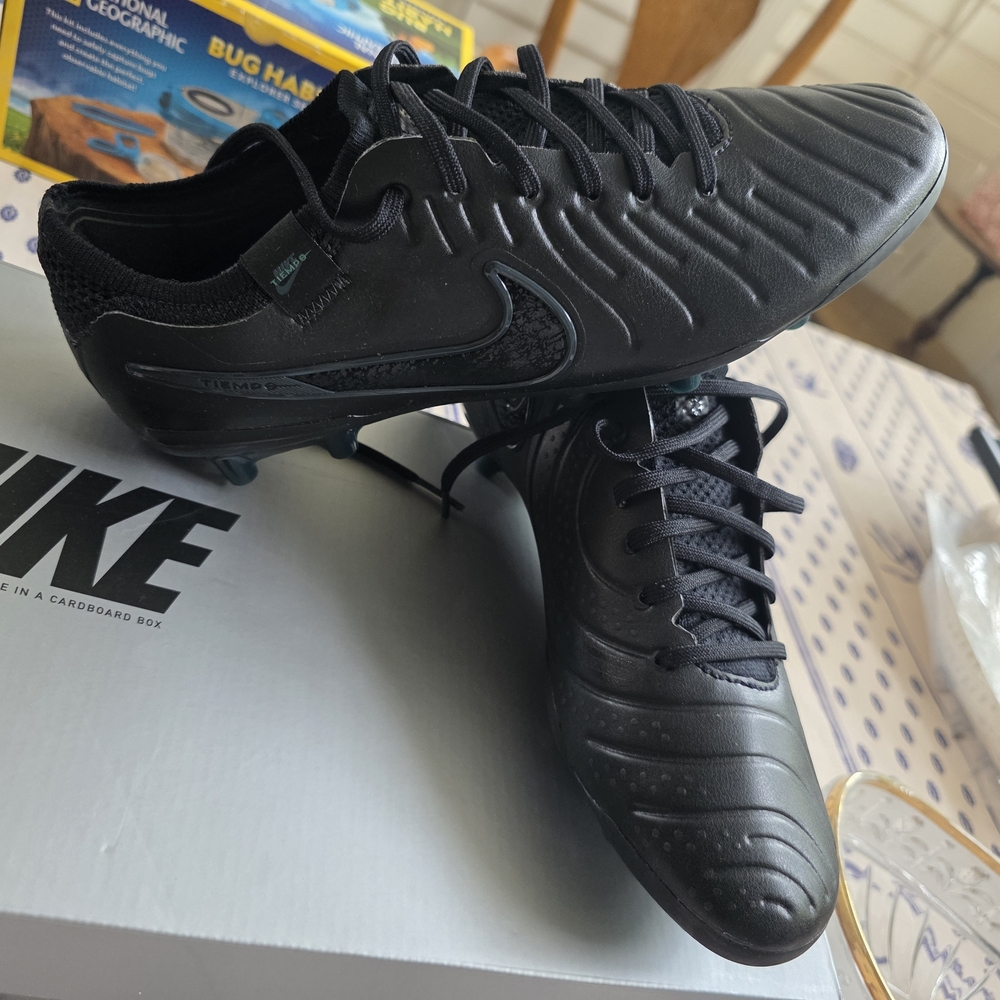 Nike Tiempo Men's Black Soccer Cleats
